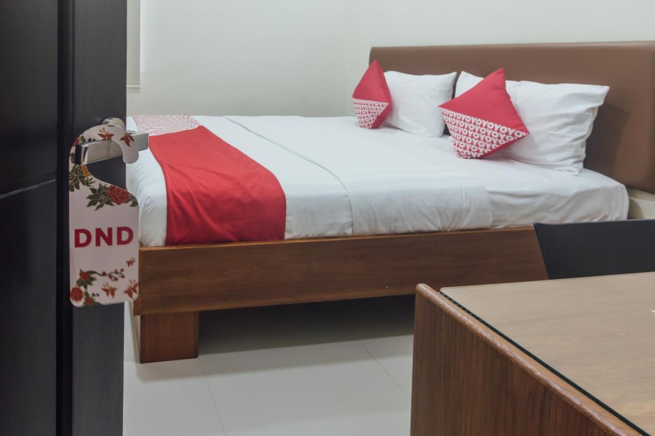 Clean & Comfort Homestay Ambon Buitenkant foto