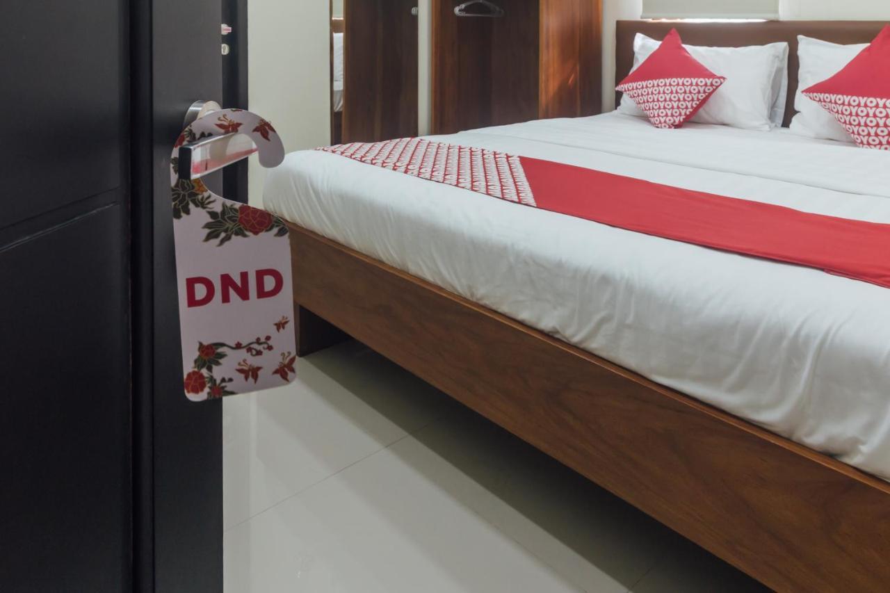 Clean & Comfort Homestay Ambon Buitenkant foto