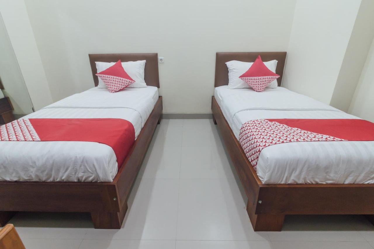 Clean & Comfort Homestay Ambon Buitenkant foto