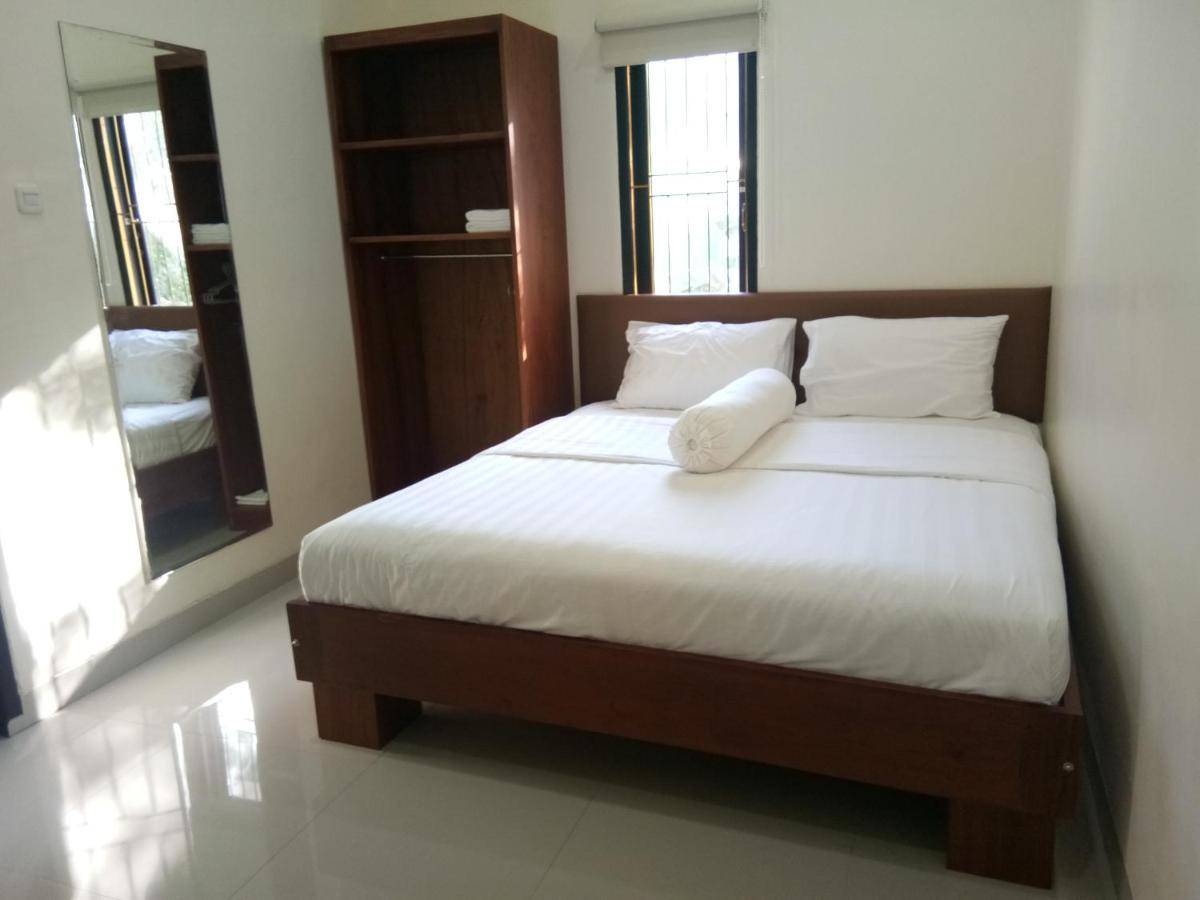 Clean & Comfort Homestay Ambon Buitenkant foto